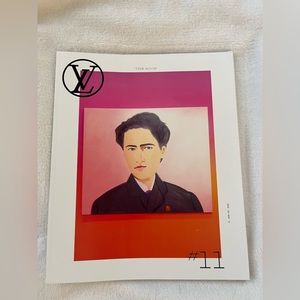 Authentic Louis Vuitton The Book #11 Collectors Piece Mint Condition Magazine